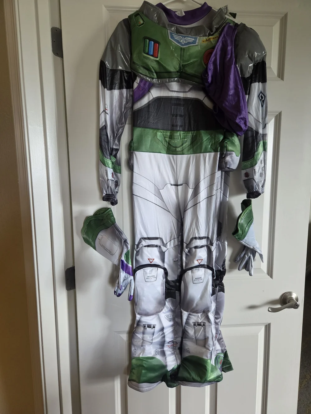 Buzz Lightyear Costume for Kids, Lightyear, Size 11/12, New